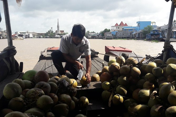 1-day Mekong Delta Tour: Cai Be Market, Local Island and Cycling - Cooking Vietnamese dishes: Hands-on, not just watching