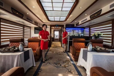1-Day tour of Guilin-LiRiver cruise-Yangshuo Xianggong hill - The 4-Star Li River Cruise: Air-Conditioned Comfort Meets Big Views