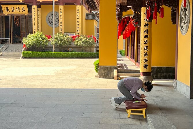 4-Hr Shanghai Tour: Food, Culture, Sightseeing, Cycling, Ferry - Key highlights you should know