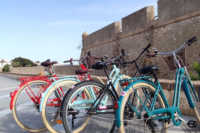 A private stroll cycling around Cádiz + bike rental - Plaza de España: Cádiz Parliament on Reclaimed Land