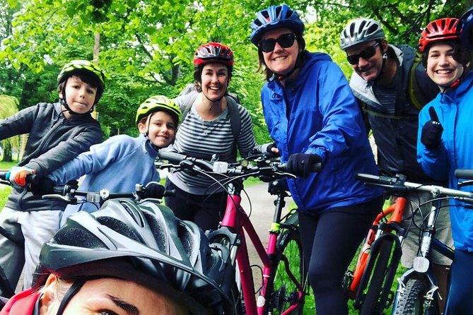 'A Wee Pedal's' Award-Winning Circular Cycle Tour of Edinburgh! - Bridgend Farmhouse Cafe and the Strategy of Eating First