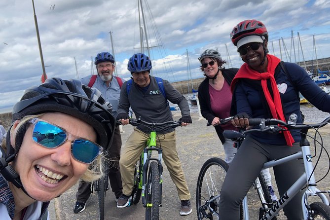 'A Wee Pedal's' Award-Winning Circular Cycle Tour of Edinburgh! - Union Canal: Canal Boats, 19th-Century Bridges, and Rowers