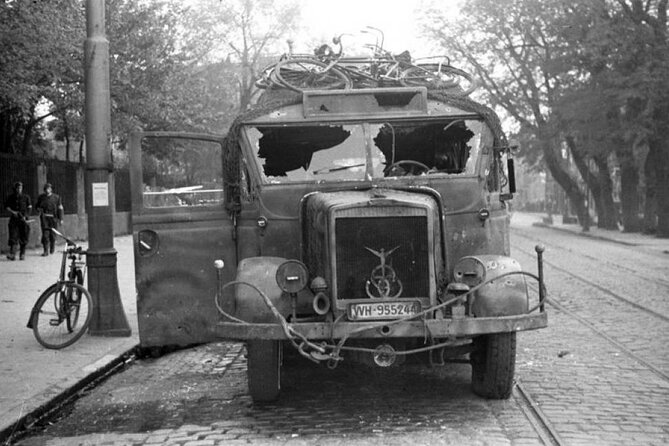 Amsterdam in World War Two Cycle Tour - Price and Time: What You’re Really Paying For