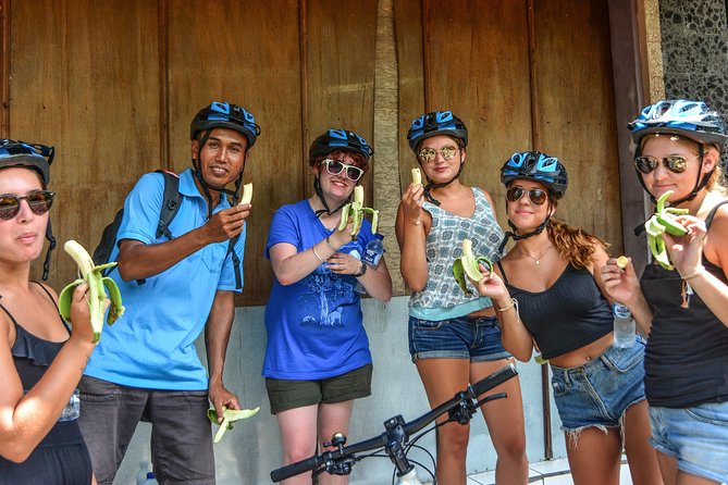 Bali Countryside Cycling Tours - Stop 1: Tegalalang Rice Terrace and why the timing matters