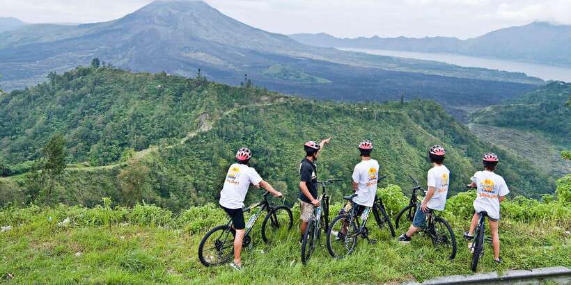 Bali: Mountain Bike Tour and River Rafting with Lunch - Fruit, spices, and the Taro bamboo forest detour