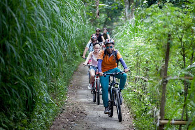 Bali Rocky cycling tour - Kintamani Highland Breakfast with Mt. Batur and Lake Batur Views