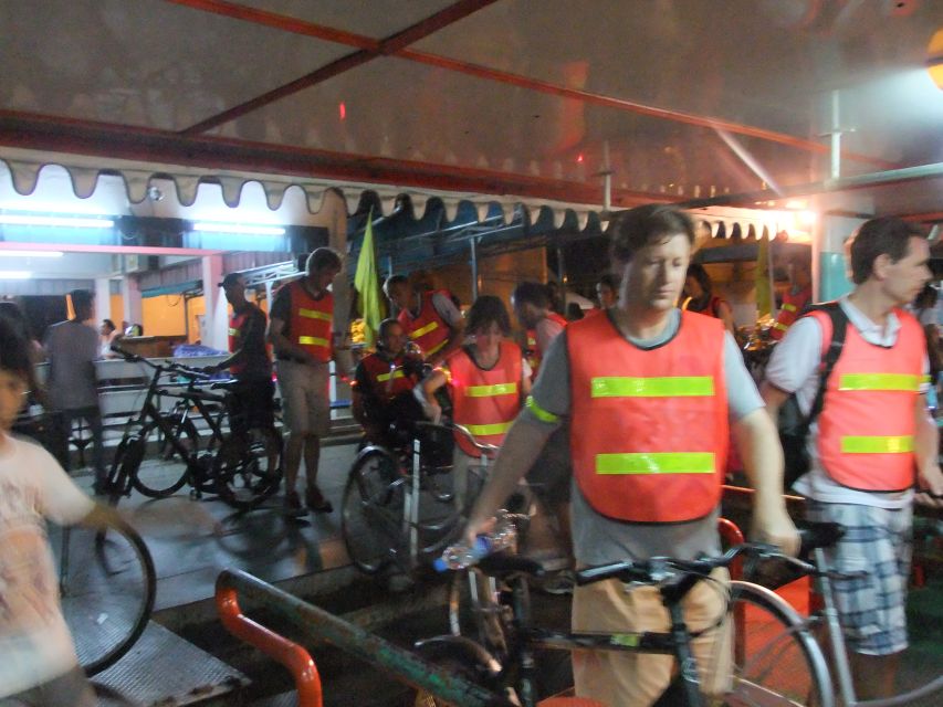 Bangkok by Night Cycling Tour with Street-food Meal - Thonburi: Residential Cycling Where the City Feels Personal