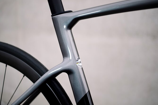 BH RS1 3.5 Shimano 105 Di2 12sp Road Bike Rental in Tenerife - A windy island, a bike built to fight back