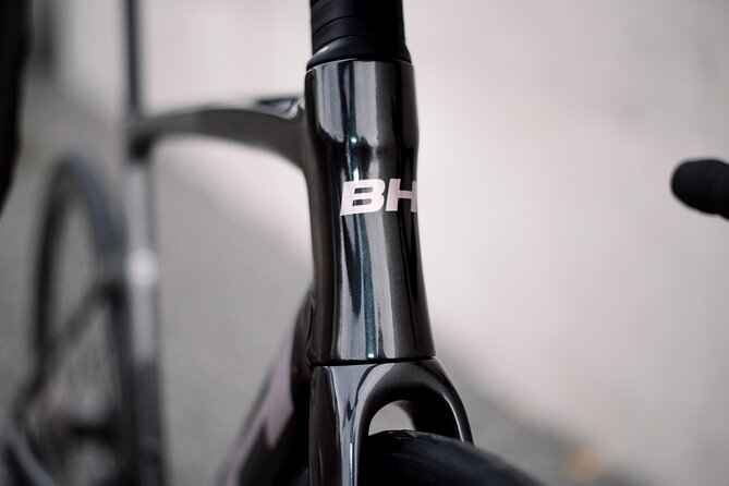 BH RS1 3.5 Shimano 105 Di2 12sp Road Bike Rental in Tenerife - Setup on your bike, not just any bike