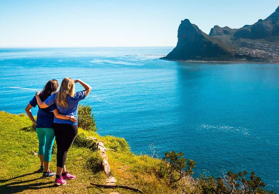 Cape Town: 9-hour Cape Point Private Guided Cycling Tour - A full Cape Peninsula day, powered by bikes (and penguins)