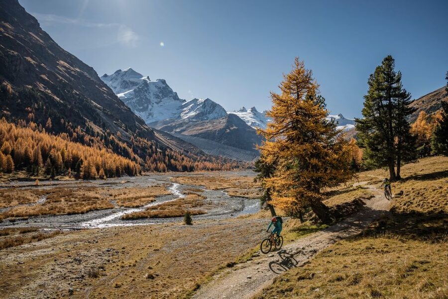 Chamonix, discovery of the valley by electric mountain bike - The big payoff: panoramas of the Aiguilles and glacier views