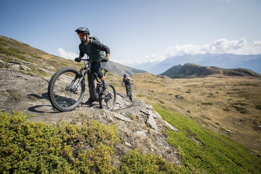 Chamonix, discovery of the valley by electric mountain bike - Small-group vibe: better explanations, less waiting around