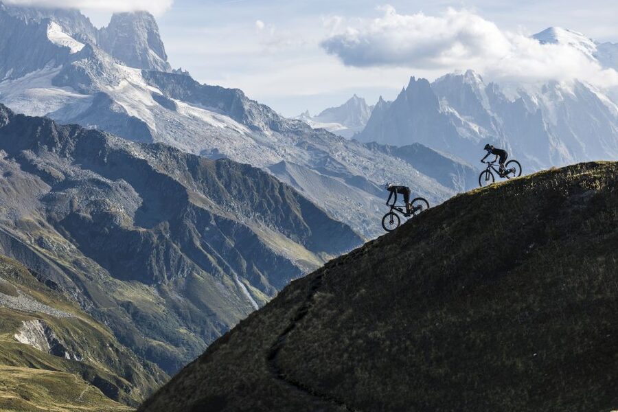 Chamonix, discovery of the valley by electric mountain bike - What’s included in the $254 price (and why it’s not just a rental)