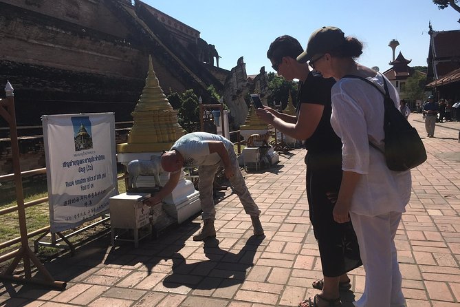 Chiang Mai City Culture Half-Day Cycling Tour - Stop 2: Wat Phra Singh—city-center spirituality