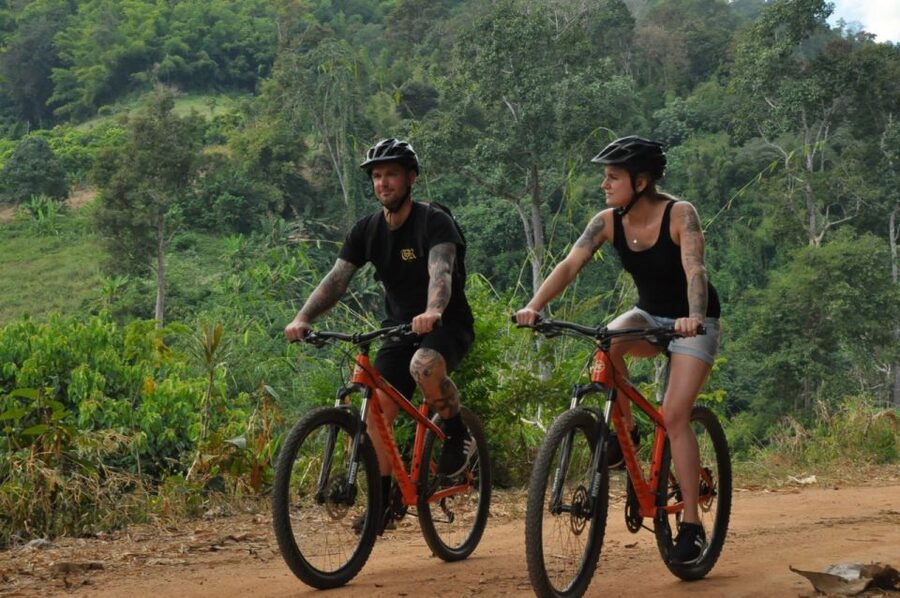 Chiang Mai: Rural Explorer Cycling Tour - Village-life stops: more than a quick photo and go