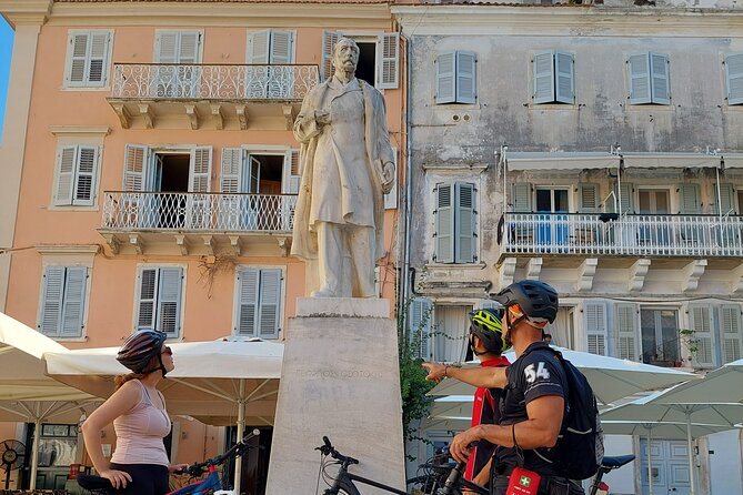 Corfu Old Town Cycle Tour-History,Flavours & Narrow Alleys! - The Liston and Saint Spiridon: Classic Corfu You Can Reach by Bike