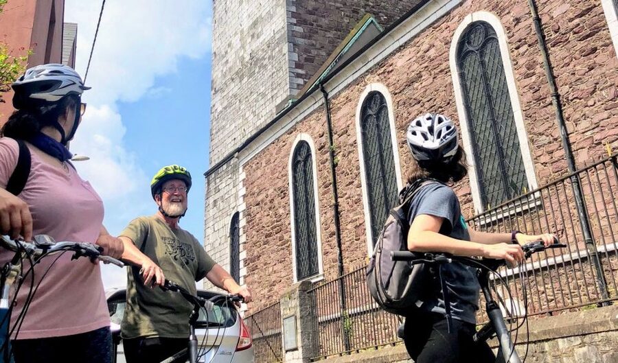 Cork: Cork City Cycle Tour - Regular Bike - Landmark time: Shakey Bridge, Elizabeth Fort, and Shandon
