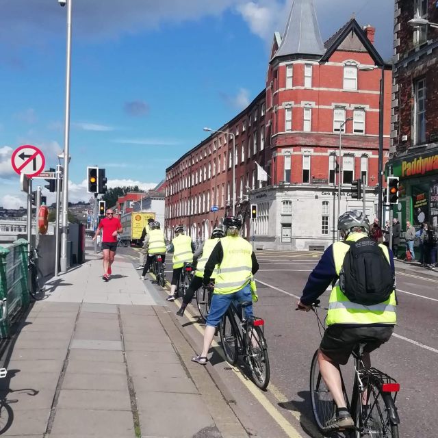 Cork: Cork City Cycle Tour - Regular Bike - Parks and street art: where the city slows down