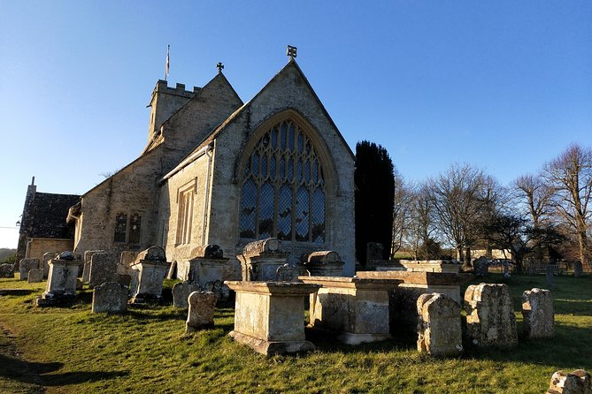 Cotswolds One Day Guided Cycle Tour - Private Groups - Burford: The Gateway to the Cotswolds for Shopping, Cafés, and Afternoon Tea
