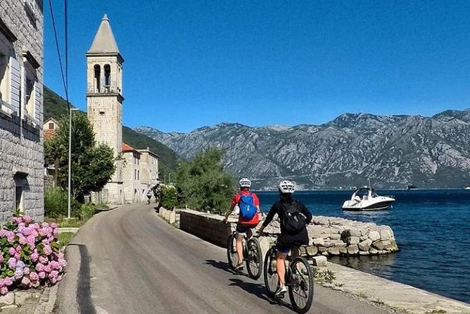 Cycling and hiking short tour through the bay of Kotor - Cycling Kotor Bay: views first, effort second