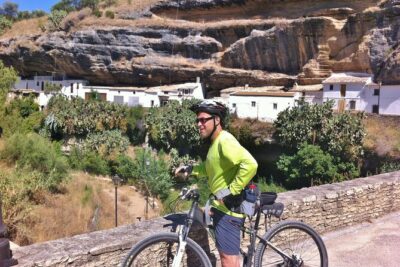 Cycling (Self-Guided) Setenil - 30km Easy - Setenil de las Bodegas: the stop that makes the day worth it