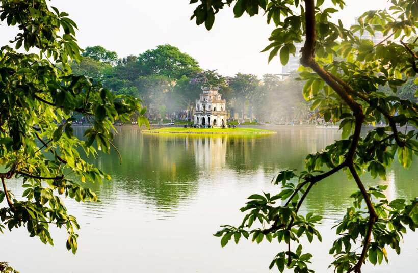 Cycling Through Hanoi: Old Quarter Pagodas & Red River Delta - Meeting on Hang Buom: quick setup, then you’re rolling