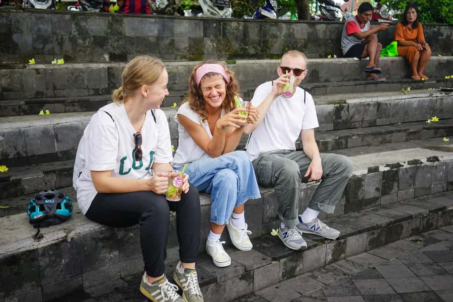 Cycling Tour: Explore The Hidden Gems of Jogja - Kalicode riverside cycling: where the city turns rural