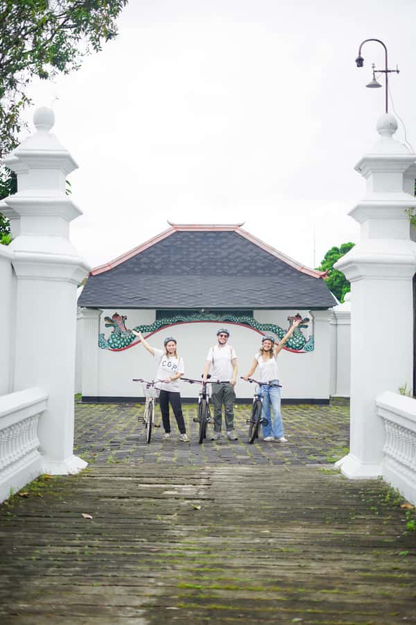 Cycling Tour: Explore The Hidden Gems of Jogja - The Chinese temple and palace context that makes everything click