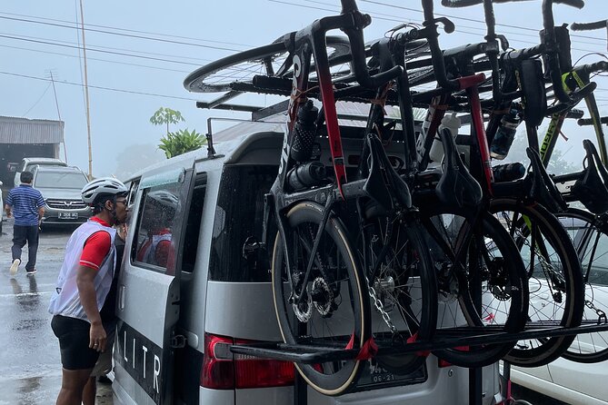 Cycling tour support and evacuation car - On the road with Awi and the road captain: route confidence and safety