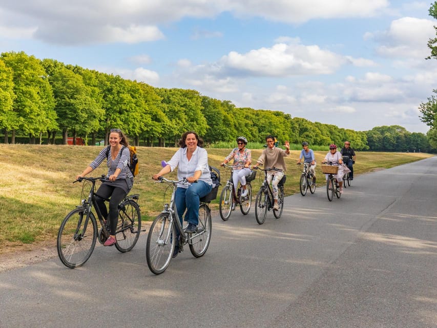 Cycling tour through the green Hannover - Getting started at Hannover Tourist Information (and what to expect)