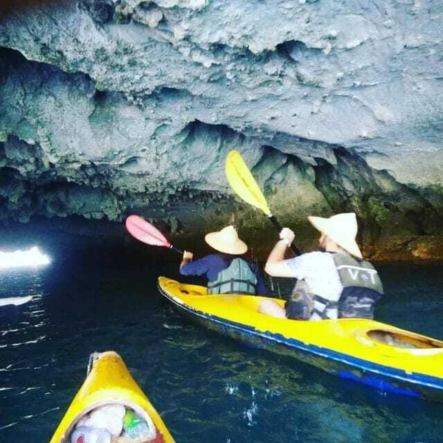 Đảo Cát Bà : 1Day Kayaking,Swimming,Cycling,Snorkeling,Lunch - Kayaking into hidden lagoons: Bright, Dark, and Bat Caves