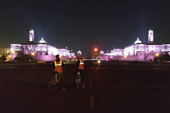 Delhi Starry Night Cycling Tour - Rashtrapati Bhavan: A Bright Stop for Big-Scale Architecture