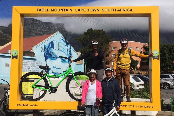 Discover Cape Town City Cycle Tour - Meeting at Green Point Lighthouse: The Start That Sets the Tone