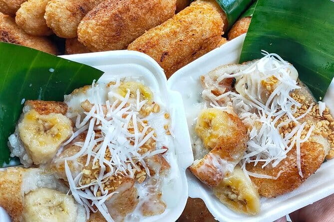 Discover Ho Chi Minh City’s Street Food & Hidden Life by Bicycle - How the Route Blends Landmarks and Everyday Streets