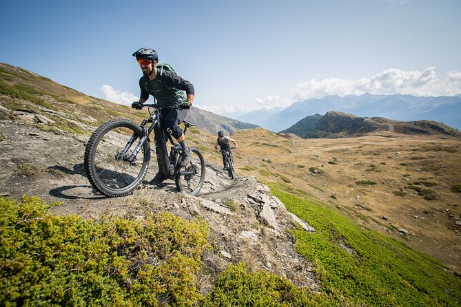 Discovery of a secret mountain pasture by electric mountain bike in Chamonix - Meet Nathan Guide VTT: the pacing and skill level fit