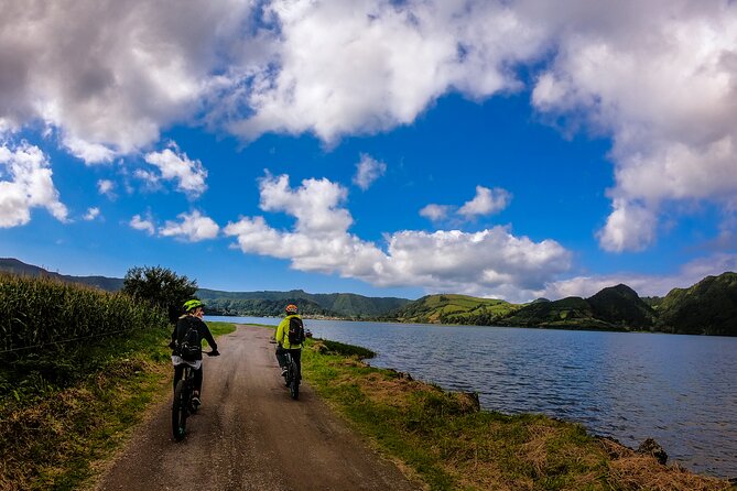 E-bike Sete Cidades- "All Mountain" bike program - Quick reasons to choose All Mountain e-bikes at Sete Cidades