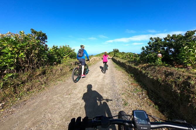 E-bike Sete Cidades- "All Mountain" bike program - E-MTB reality check: hills are real, but e-assist makes it doable