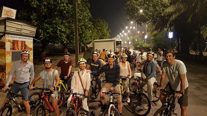Early Morning Old Mumbai Private Cycle Tour With Breakfast - Royal Bombay Yacht Club to Maharashtra Police HQ: architecture lessons in plain sight