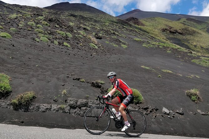 Etna Bike Tour - Cycling in Sicily - Bikes, pedals, and gearing: the comfort you’ll feel on the steep parts