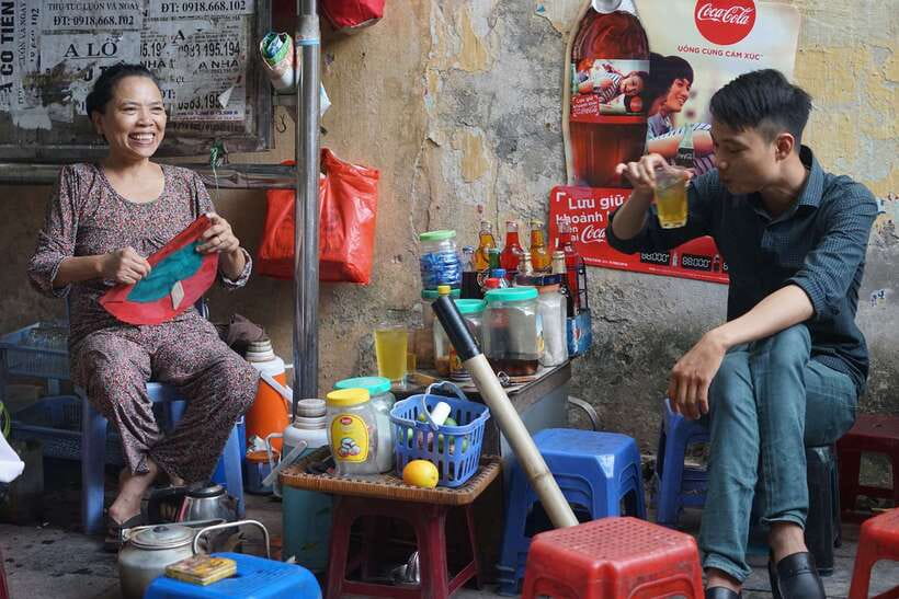 Explore Hanoi Old City By Cycling Tour With Small Groups - Egg coffee and local tastings: the break that feels like a lesson