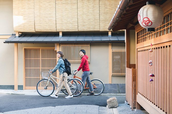 Explore Hidden Alleyway with a Local Expert (Afternoon Tour) - Miyagawacho Kaburenjo: Wooden-House Lanes That Feel Like a Time Skip