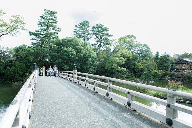 Explore Hidden Alleyway with a Local Expert (Morning tour) - Kashiwayacho and the Kamo River: a calm landing pad for the morning
