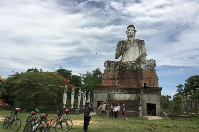 Explore local livelihood & countryside (Half-Day Cycling Tour) - Your Ride Setup: Giant Bike, Helmet, and No-Fuss Extras