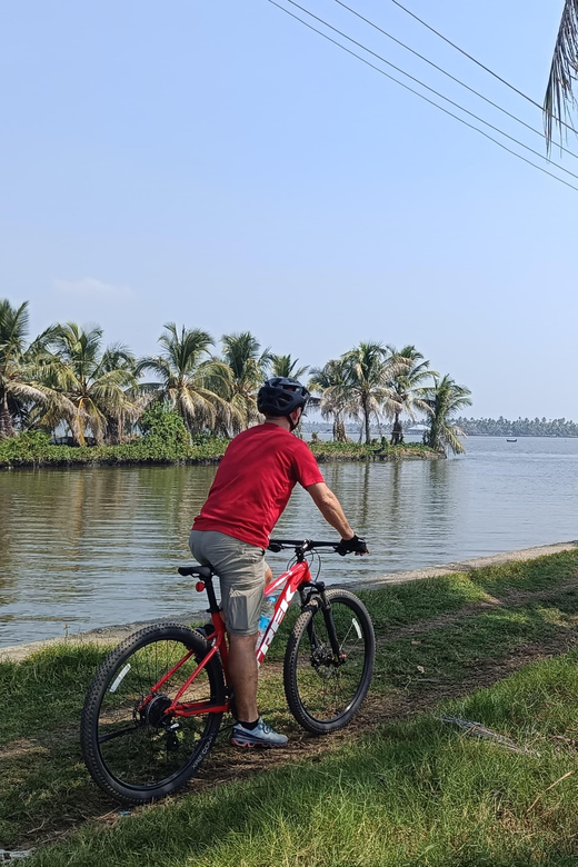 Fort Kochi Beach and Backwater eBike/Cycling Tour (Half Day) - Getting set up: bike choice, guide approach, and what “half day” means here