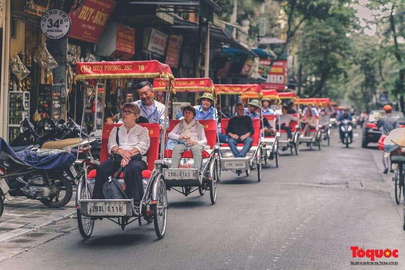 From Hanoi: City Sightseeing Cycling Panoramic Tour By Cyclo - How the cyclo ride feels in Hanoi traffic