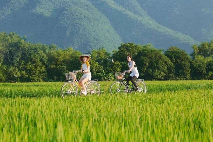 From Hanoi: Mai Chau Valley Day Trip with Cycling - Thung Khe Pass: Big Views, But Don’t Over-Expect the Whole Route