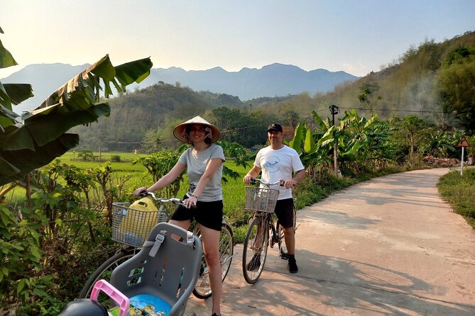 Full-Day Cycling & Handcraft Workshop in Mai Chau Valley - Hanoi to Mai Châu: The ride that sets the mood