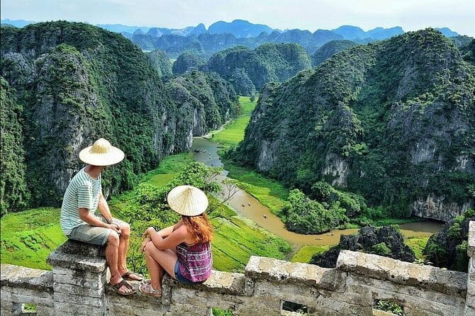 Full Day Ninh Binh to Hoa Lu Tam Coc with Cycling - Getting from Hanoi: pickup, timing, and what to expect on the bus