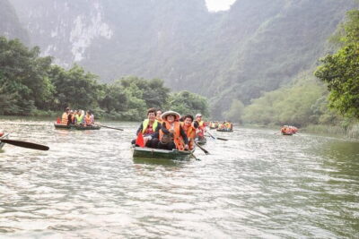 Full Day Ninh Binh to Hoa Lu Tam Coc with Cycling - Hoa Lu Ancient Citadel: Dinh King and Le King Temples up close
