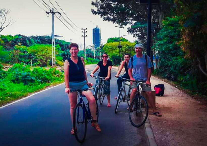 Galle: All Inclusive City & Fort Guided Cycling tour - Markets, Small Lanes, and the Sea Feeling: What the Ride Portion Adds